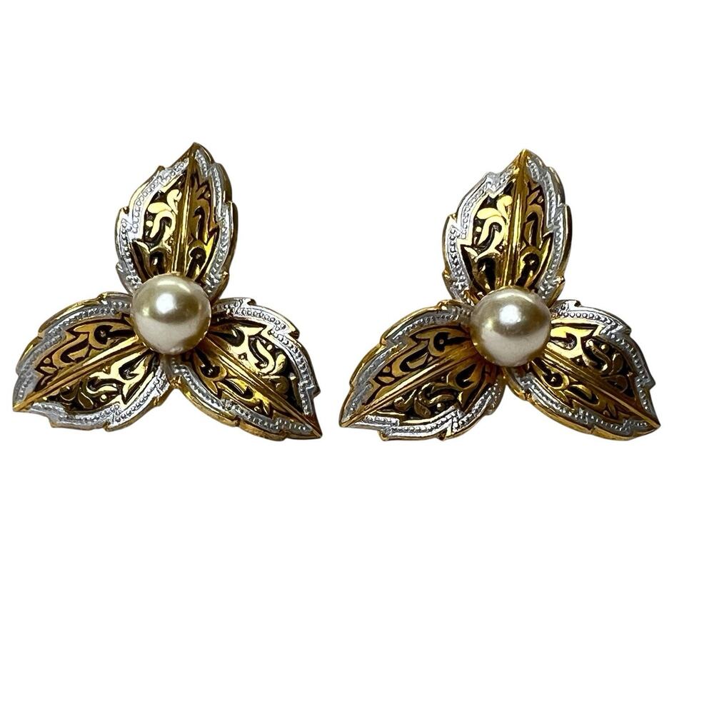 Vintage Damascene Clip On Earrings Gold Tone Flower Black Enamel Faux Pearl